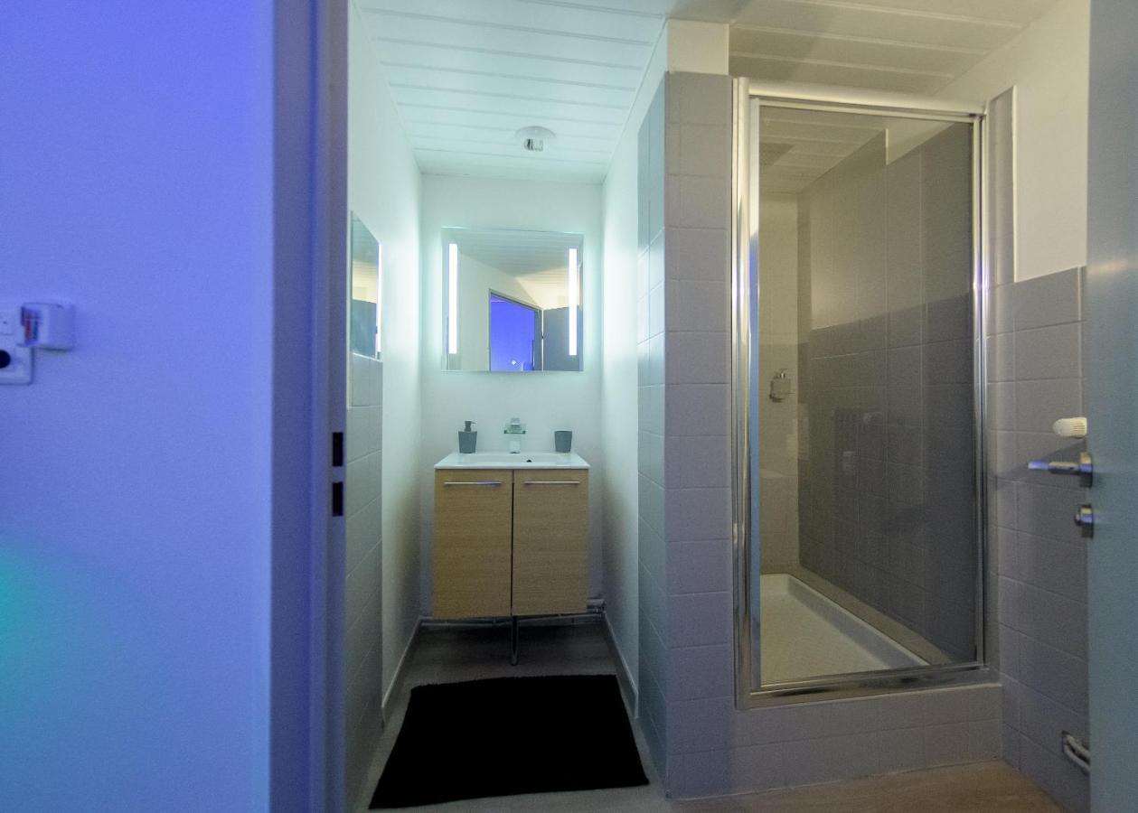 Appart'Hotel De La Gare - Cocooning モンベリアル エクステリア 写真