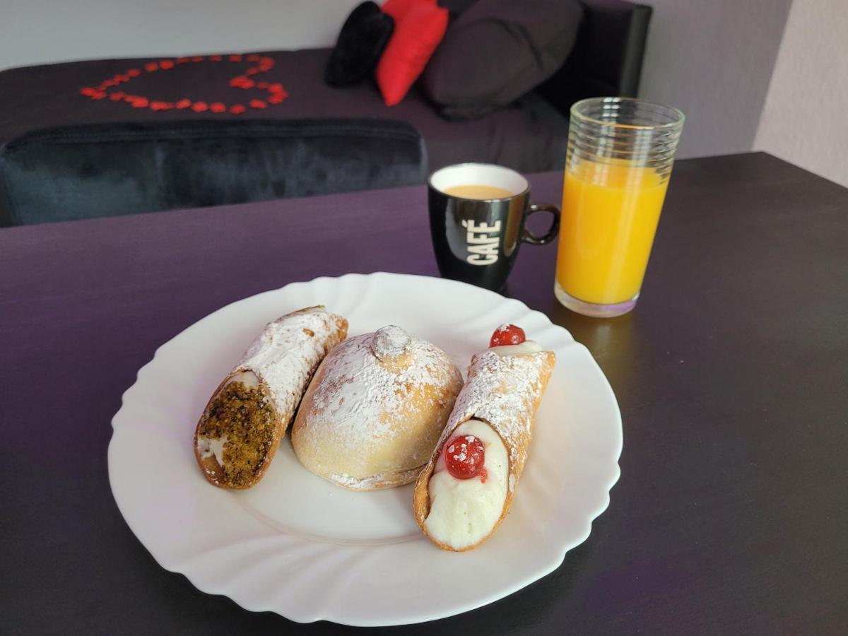 Appart'Hotel De La Gare - Cocooning モンベリアル エクステリア 写真